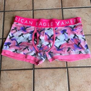 American Eagle medium men’s boxer briefs